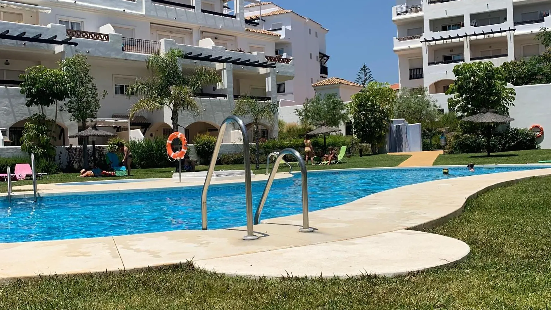 Ground Floor 2Bed Apartment Duquesa Manilva San Luis de Sabinillas